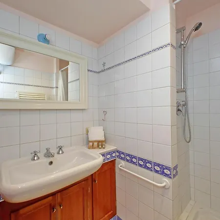 Leutari Appartement *