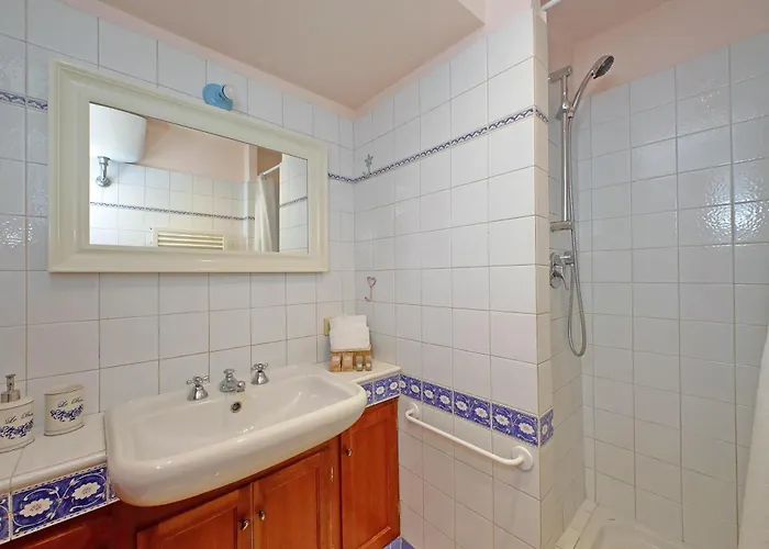 Leutari Apartamento *