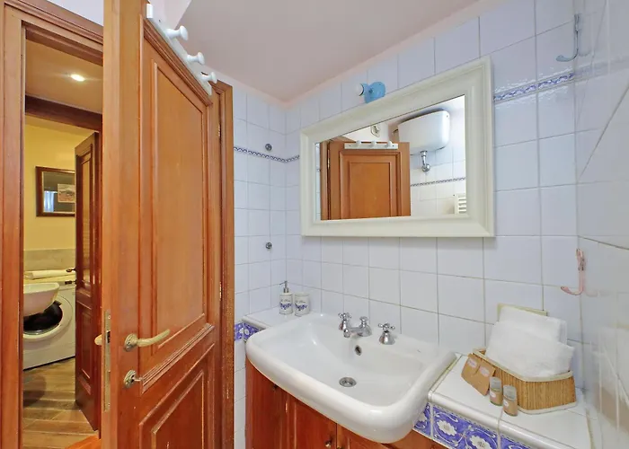 Leutari Apartamento *